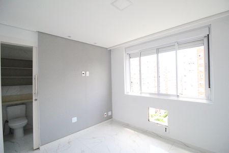 Apartamento à venda com 71m², 3 quartos e 1 vagaSuíte