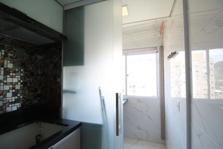 Apartamento à venda com 71m², 3 quartos e 1 vagaÁrea de serviço