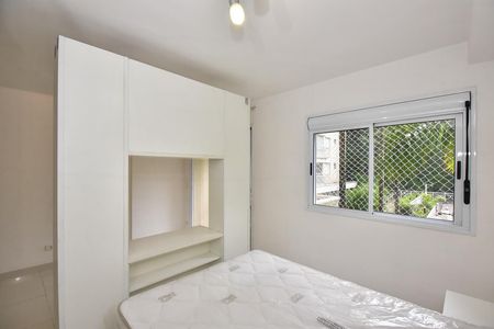 Quarto de kitnet/studio para alugar com 1 quarto, 33m² em Panamby, São Paulo