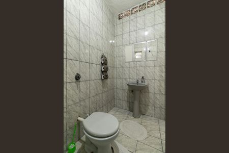 Casa à venda com 75m², 4 quartos e 2 vagasCasa 1 - Banheiro Suíte 