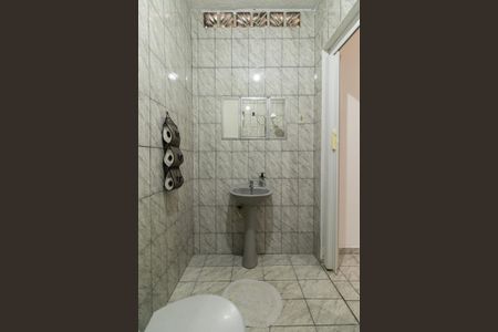 Casa à venda com 75m², 4 quartos e 2 vagasCasa 1 - Banheiro Suíte 