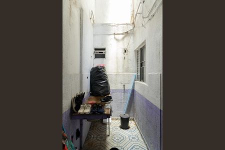 Casa à venda com 75m², 4 quartos e 2 vagasCasa 1 - Área de Serviço  