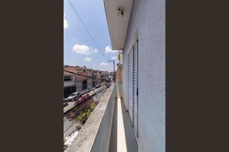 Casa à venda com 75m², 4 quartos e 2 vagasCasa 3 - Varanda