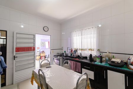 Casa à venda com 75m², 4 quartos e 2 vagasCasa 3 - Cozinha