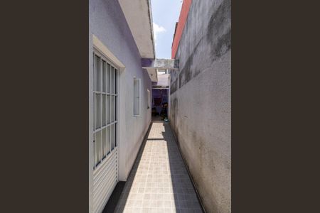 Casa à venda com 75m², 4 quartos e 2 vagasCorredor
