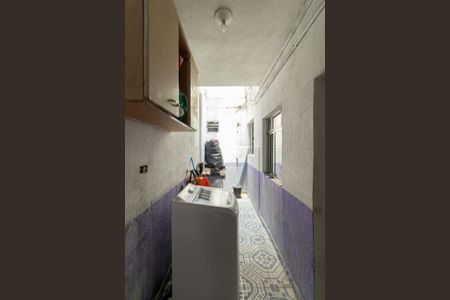 Casa 1 - Área de Serviço   de casa à venda com 4 quartos, 75m² em Cidade Antônio Estêvão de Carvalho, São Paulo