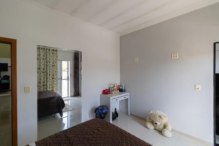 Casa à venda com 75m², 4 quartos e 2 vagasCasa 3 - Suíte