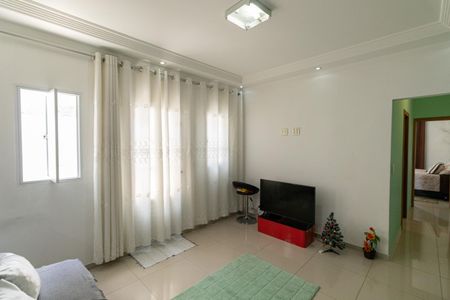 Casa à venda com 75m², 4 quartos e 2 vagasCasa 3 - Sala