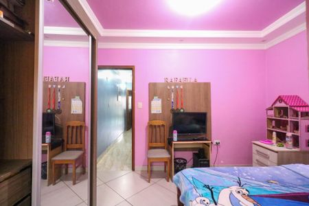 Casa à venda com 234m², 2 quartos e 2 vagas Casa à venda com 234m², 2 quartos e 2 vagasSuíte 1