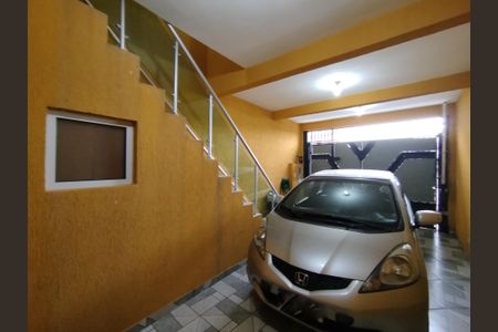 Casa à venda com 234m², 2 quartos e 2 vagas Casa à venda com 234m², 2 quartos e 2 vagasGaragem