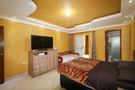 Casa à venda com 234m², 2 quartos e 2 vagas Casa à venda com 234m², 2 quartos e 2 vagasSuíte 2