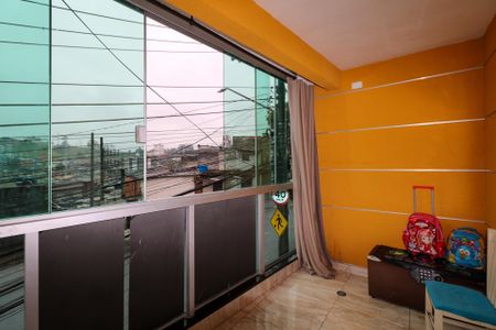 Casa à venda com 234m², 2 quartos e 2 vagas Casa à venda com 234m², 2 quartos e 2 vagasVaranda da Sala