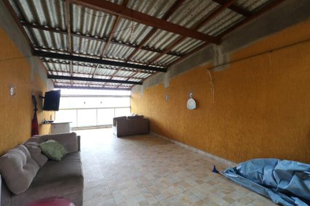 Casa à venda com 234m², 2 quartos e 2 vagas Casa à venda com 234m², 2 quartos e 2 vagasCobertura