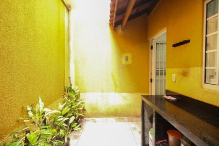 Casa à venda com 234m², 2 quartos e 2 vagas Casa à venda com 234m², 2 quartos e 2 vagasÁrea de Serviço 1