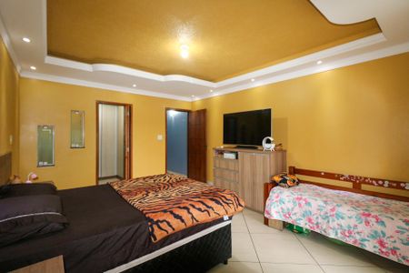 Casa à venda com 234m², 2 quartos e 2 vagas Casa à venda com 234m², 2 quartos e 2 vagasSuíte 2