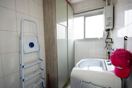 Apartamento à venda com 60m², 2 quartos e 1 vagalavanderia