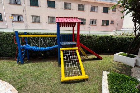 Apartamento à venda com 60m², 2 quartos e 1 vagaplayground