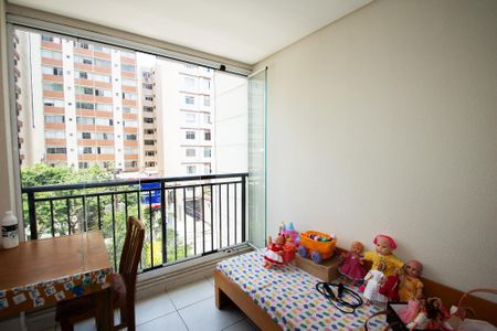 Apartamento à venda com 60m², 2 quartos e 1 vagavaranda Sala