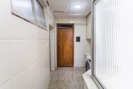 Apartamento à venda com 103m², 3 quartos e 1 vagaÁrea de Serviço