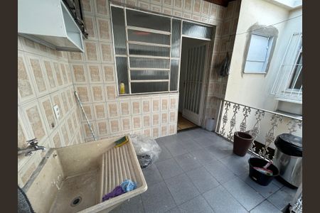 Casa para alugar com 80m², 3 quartos e 1 vagaÁrea de Serviço