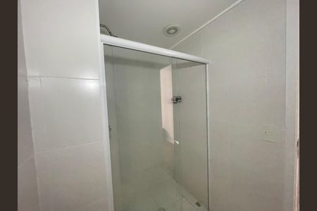 Apartamento para alugar com 68m², 2 quartos e 1 vaga Apartamento para alugar com 68m², 2 quartos e 1 vagaBanheiro 1