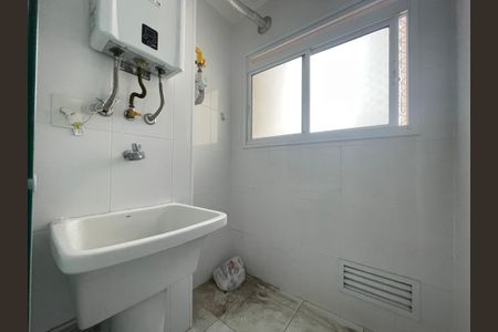 Apartamento para alugar com 68m², 2 quartos e 1 vaga Apartamento para alugar com 68m², 2 quartos e 1 vagaBanheiro