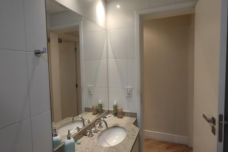 Apartamento à venda com 98m², 2 quartos e 2 vagasBanheiro