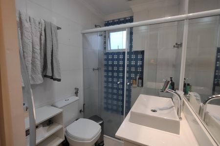 Apartamento à venda com 98m², 2 quartos e 2 vagasBanheiro da Suíte