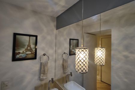 Apartamento à venda com 98m², 2 quartos e 2 vagasLavabo