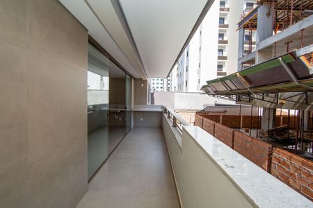 Apartamento à venda com 83m², 3 quartos e 2 vagasVARANDA