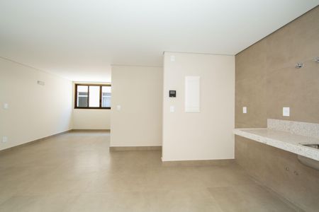 Apartamento à venda com 83m², 3 quartos e 2 vagasCOZINHA