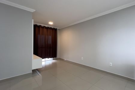 Sala de apartamento para alugar com 3 quartos, 67m² em Jardim do Triunfo, Guarulhos