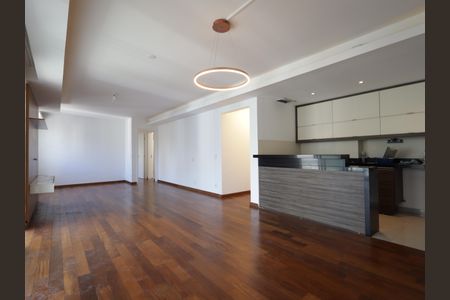 Apartamento para alugar com 106m², 2 quartos e 2 vagasSala