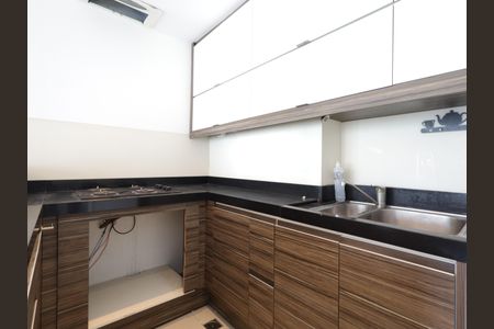 Apartamento para alugar com 106m², 2 quartos e 2 vagasCozinha