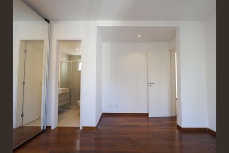 Apartamento para alugar com 106m², 2 quartos e 2 vagasSuíte 1