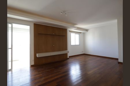 Apartamento para alugar com 106m², 2 quartos e 2 vagasSala