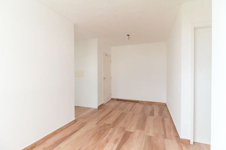 Sala de apartamento para alugar com 2 quartos, 42m² em Vila Princesa Isabel, São Paulo