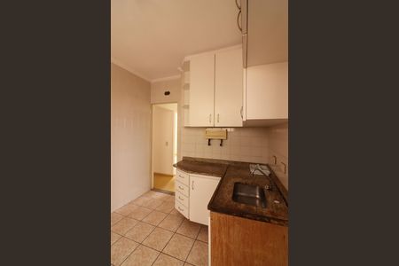 Apartamento à venda com 72m², 2 quartos e 2 vagasCozinha 