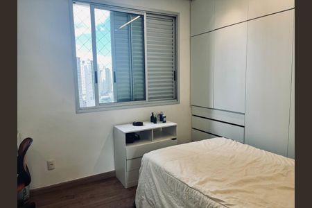 Apartamento à venda com 120m², 3 quartos e 3 vagasquarto 2