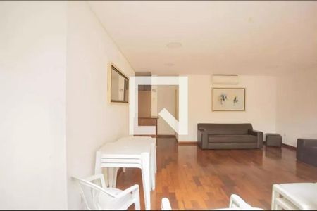 Apartamento à venda com 58m², 3 quartos e 1 vagaÁREA COMUM