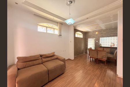 Sala de casa à venda com 2 quartos, 162m² em Jardim Esplanada, Jundiaí