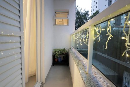 Apartamento à venda com 72m², 2 quartos e 2 vagasSacada