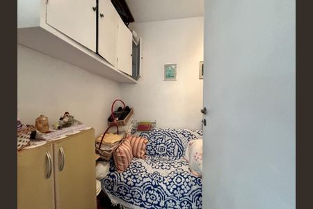 Apartamento para alugar com 95m², 3 quartos e 1 vagaÁrea de serviço- quarto