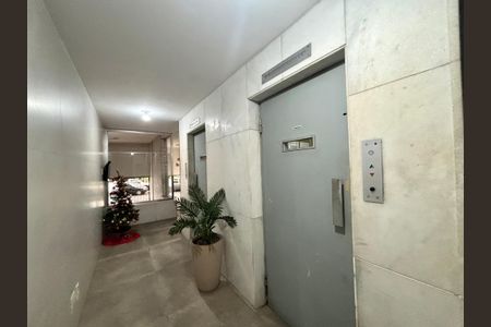 Apartamento para alugar com 95m², 3 quartos e 1 vagaElevadores