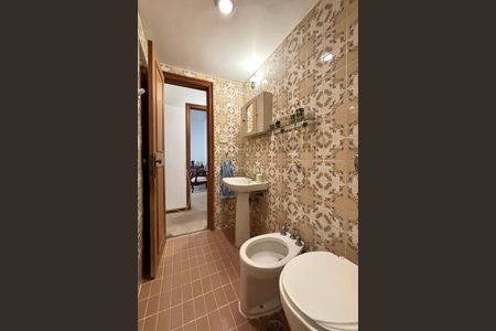 Apartamento para alugar com 95m², 3 quartos e 1 vagaBanheiro social 1