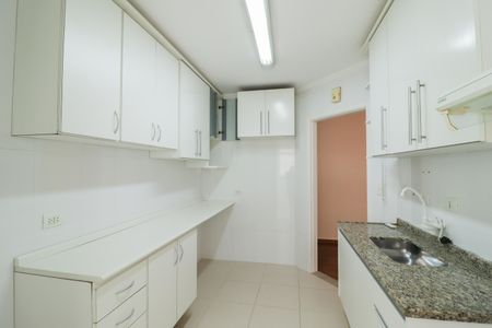 Apartamento para alugar com 80m², 3 quartos e 2 vagasCozinha e Área de Serviço