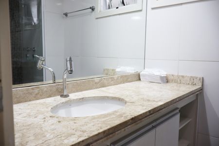 Apartamento para alugar com 69m², 2 quartos e 1 vagaBanheiro Social