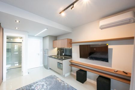 Studio para alugar com 29m², 1 quarto e sem vaga Studio para alugar com 29m², 1 quarto e sem vagaSala/Quarto