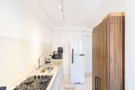 Apartamento para alugar com 41m², 2 quartos e 1 vaga Apartamento para alugar com 41m², 2 quartos e 1 vagaCozinha e Área de Serviço