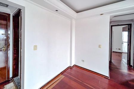 Apartamento para alugar com 68m², 2 quartos e 1 vagaSala